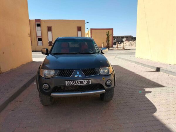 ⁦Mitsubishi L200 136ch 2009⁩ - الصورة ⁦3⁩