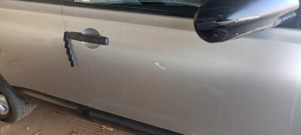 ⁦Nissan qashqai+2 2.0dci 150ch 2011⁩ - الصورة ⁦4⁩